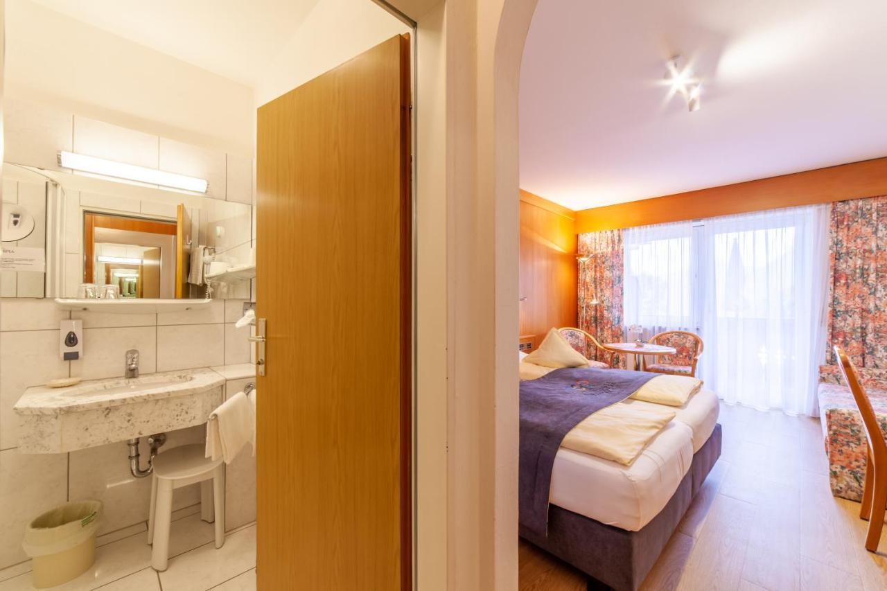 Fruehstuecks-Hotel Olympia Тироло Экстерьер фото