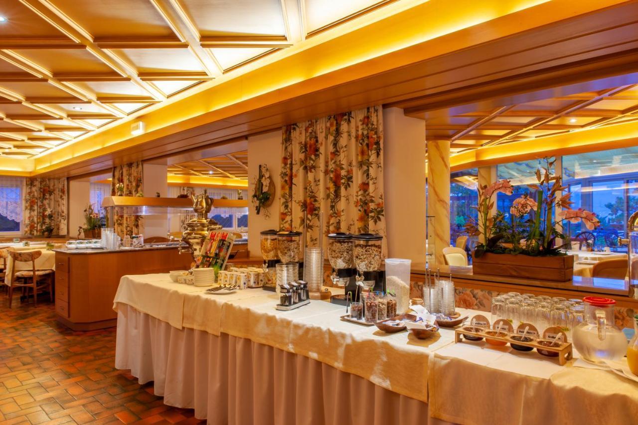 Fruehstuecks-Hotel Olympia Тироло Экстерьер фото