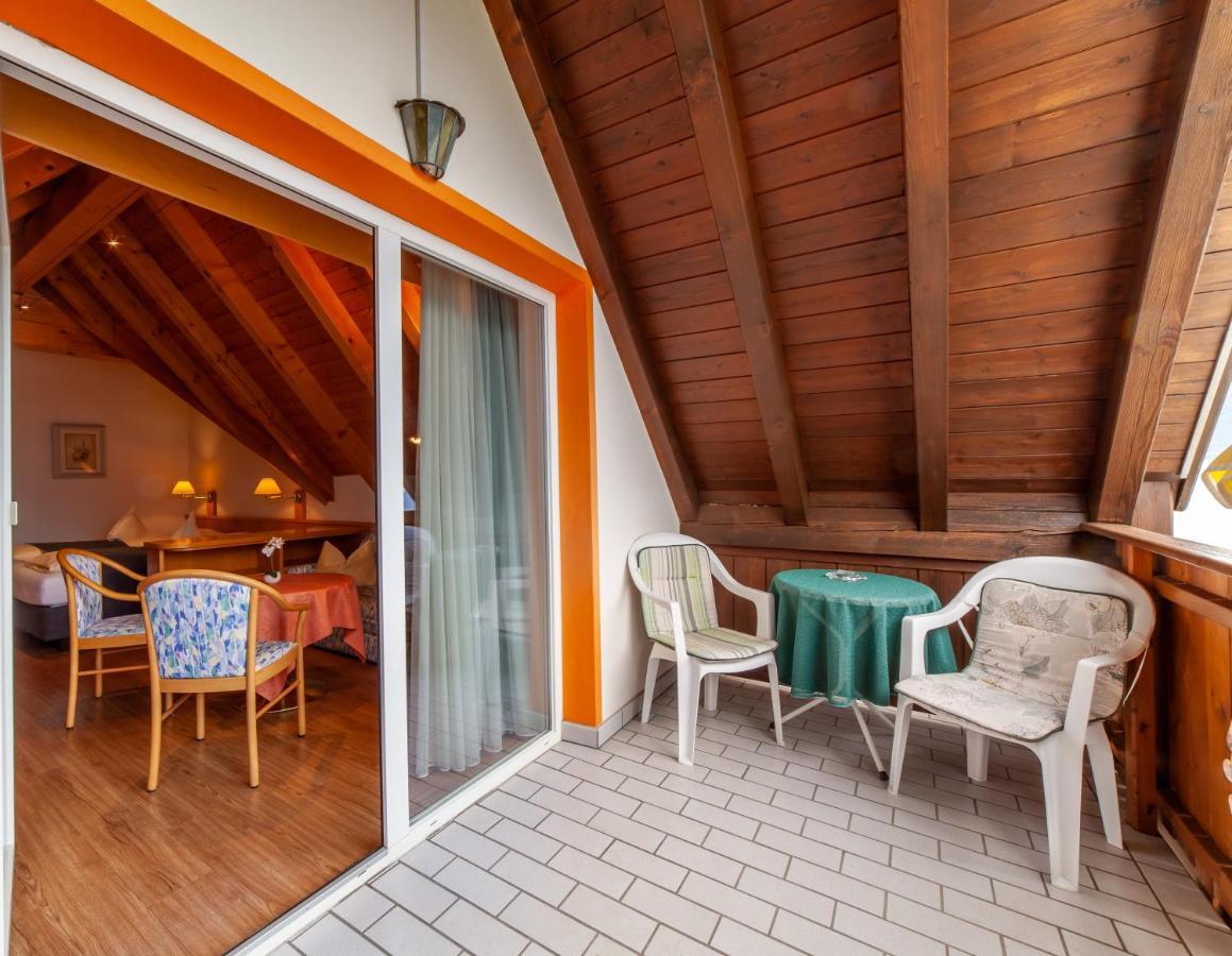 Fruehstuecks-Hotel Olympia Тироло Экстерьер фото
