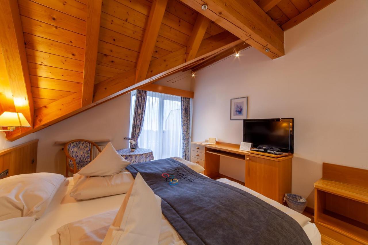 Fruehstuecks-Hotel Olympia Тироло Экстерьер фото